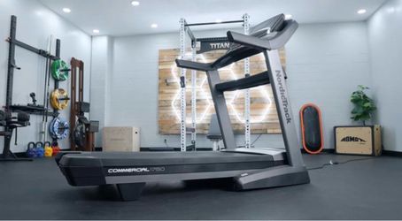 NordicTrack Commercial 1750 NTL17125 — LIKE NEW — $1,050 OBO