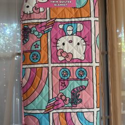 Hello Kitty Twin Quilted Blanket 