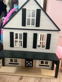 Pottery Barn Dollhouse