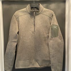 ARC’TERYX Men's Covert 1/2 Zip SIZE MEDIUM