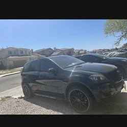 Mercedes-BENZ ML350 AMG