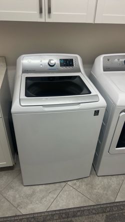 GE Washer and Dryer set