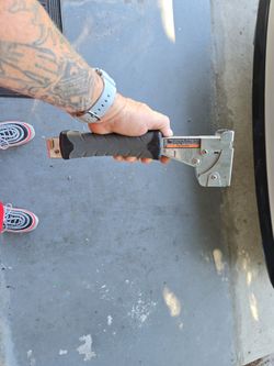 Heavy Duty Hammer Tacker