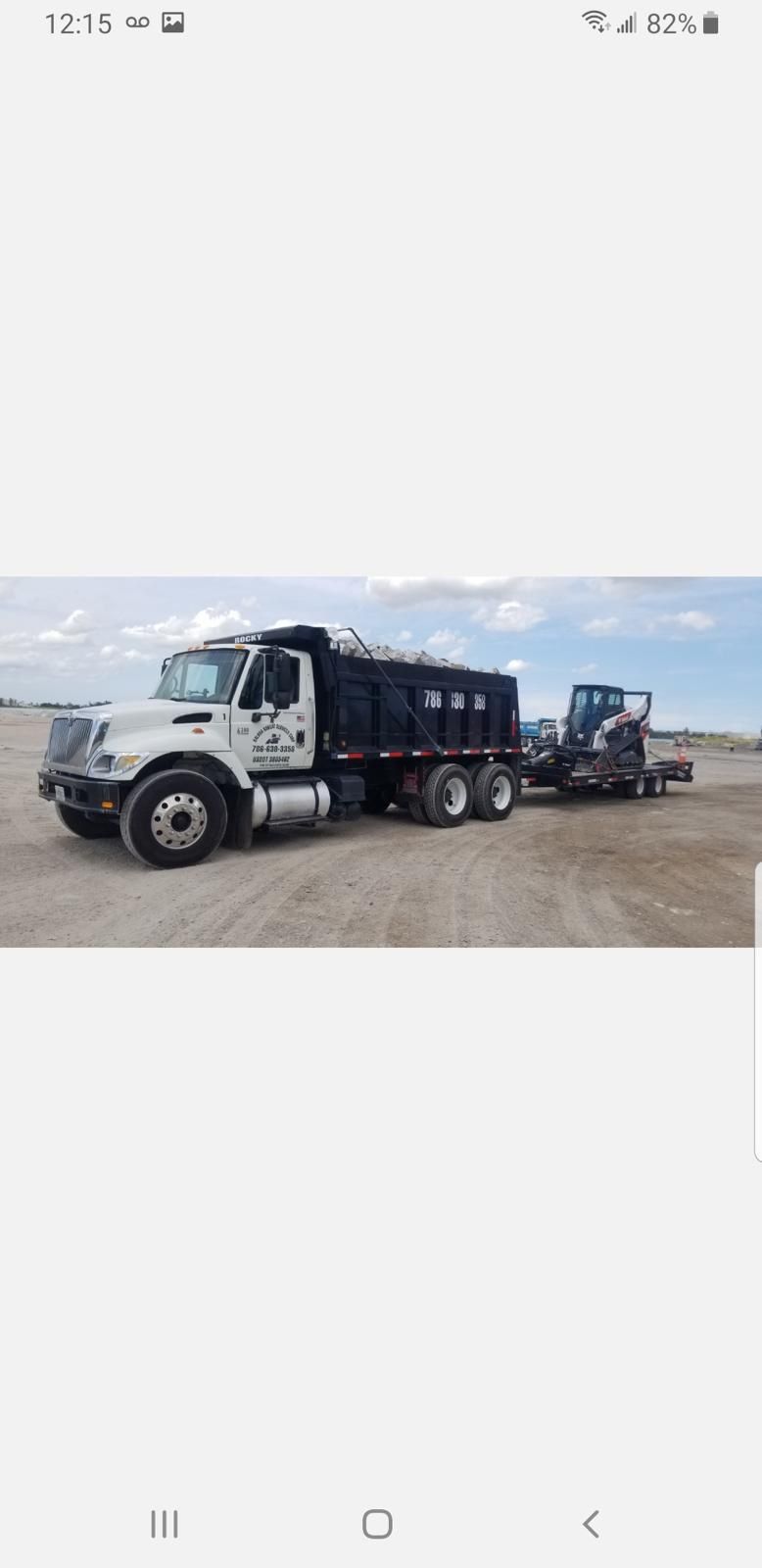 Bobcat Y Camion
