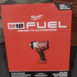 M18 Milwaukee 1/2" High Torque Impact Wrench