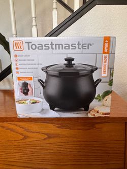 BRAND NEW Toastmaster 4 QT Black Cauldron Slow Cooker Removable Crock Glass Lid