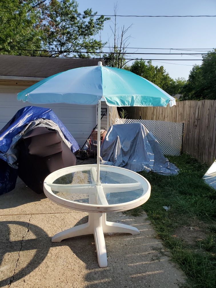 48" round patio table with umbrella