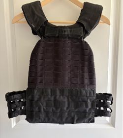 5.11 TacTec Weighted Vest W/2 Rogue Plates