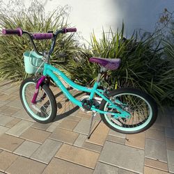 Girls 18” Tire Bike including Training Wheels