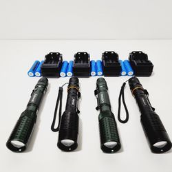 4pcs 2 Castnoo 2 Skywolfeye T6 LED 5Modes Flashlight Aluminum Focus Torch ( 2 Black 2 Green )
