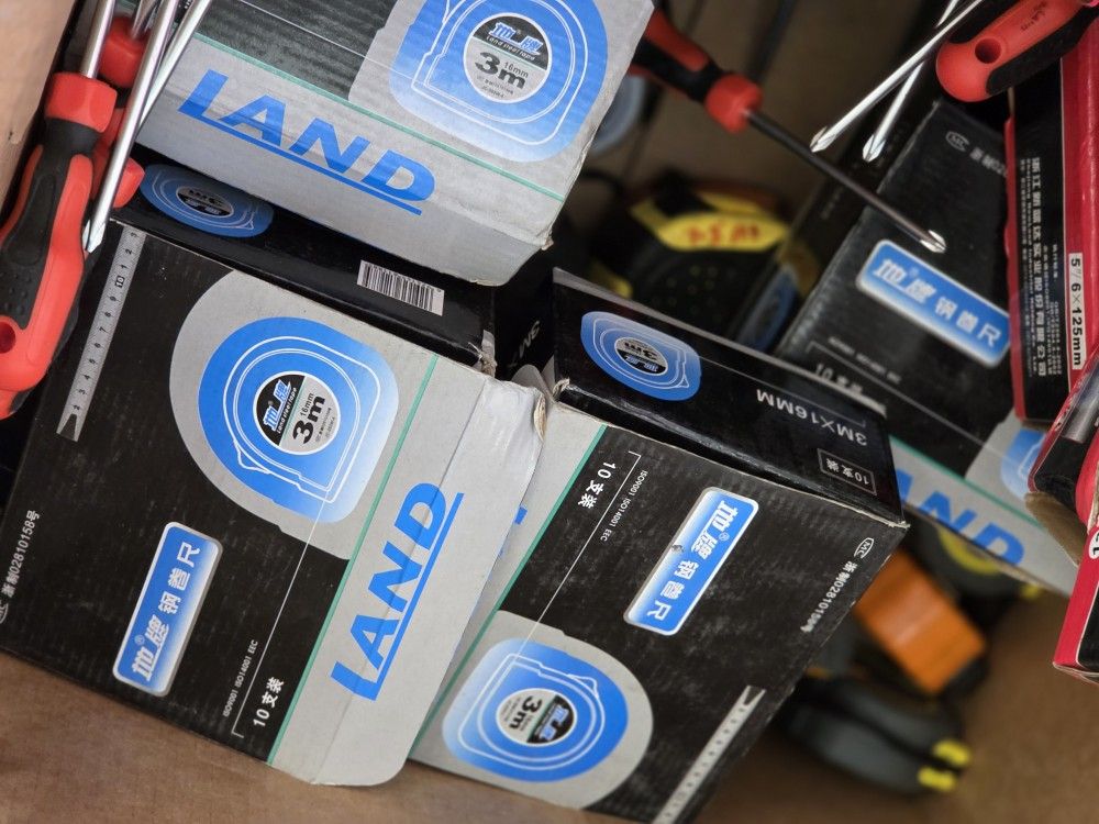 Box of 10 LAND 3m Steel Tape Measures – New (Contractor / Reseller Lot)