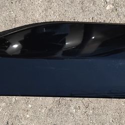 2019 2020 2021 2020 TOYOTA RAV4 RIGHT REAR PASSENGER FOOR LOWER TRIM MOLDING BLACK