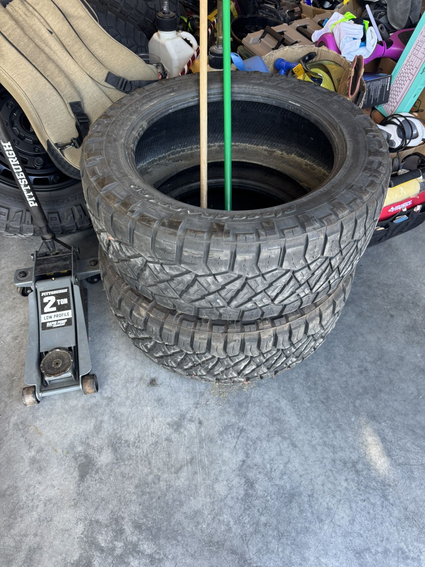 35X12.5R22 Nitto