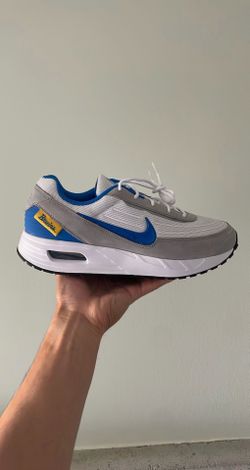 UCLA Nike Air Max