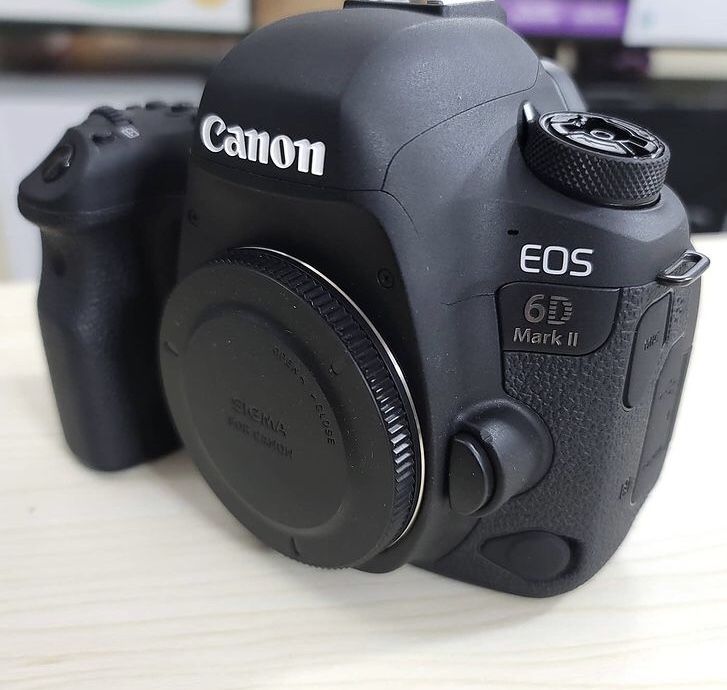 Canon EOS 6D Mark II Digital SLR Camera Body 26.2 MP Full-Frame 