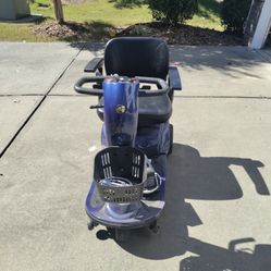 Golden Champion Scooter 