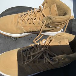 Men’s Sz 12  Adidas Frozetic Boots Basketball Shoes 