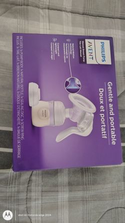 Manual breast pump