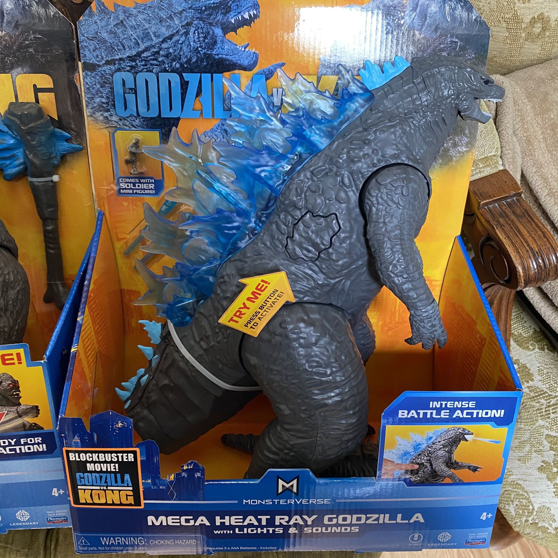 Godzilla VS Kong 13" Mega Heat Ray Godzilla Figure with Lights & Sounds New (OBO)
