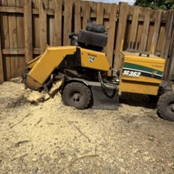 Moledor de troncos y raíces