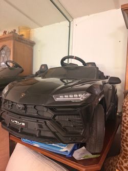Lamborghini Urus Kid Car