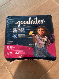 Goodnites Girls' Nighttime Bedwetting Underwear, Size S/M (43-68 lbs)