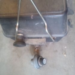 Portable Camping BBQ Grill With Small Propane Cylinders 