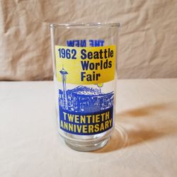 Seattle Worlds Fair 20th Anniversary Twentieth Herfy's Pepsi Commemorative Glass