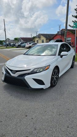 2018 Toyota Camry SE
