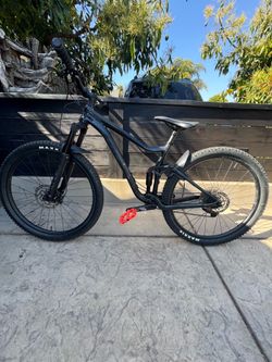 Giant stance Full suspension MTB