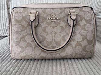 Coach bag peach Tanish color
