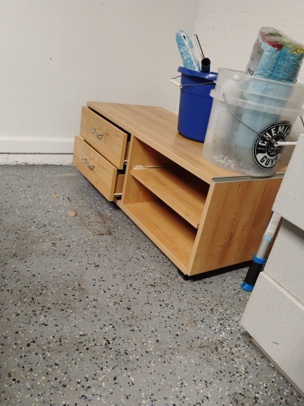 TV Stand With SHELVES Only $40!! Pick Up Only