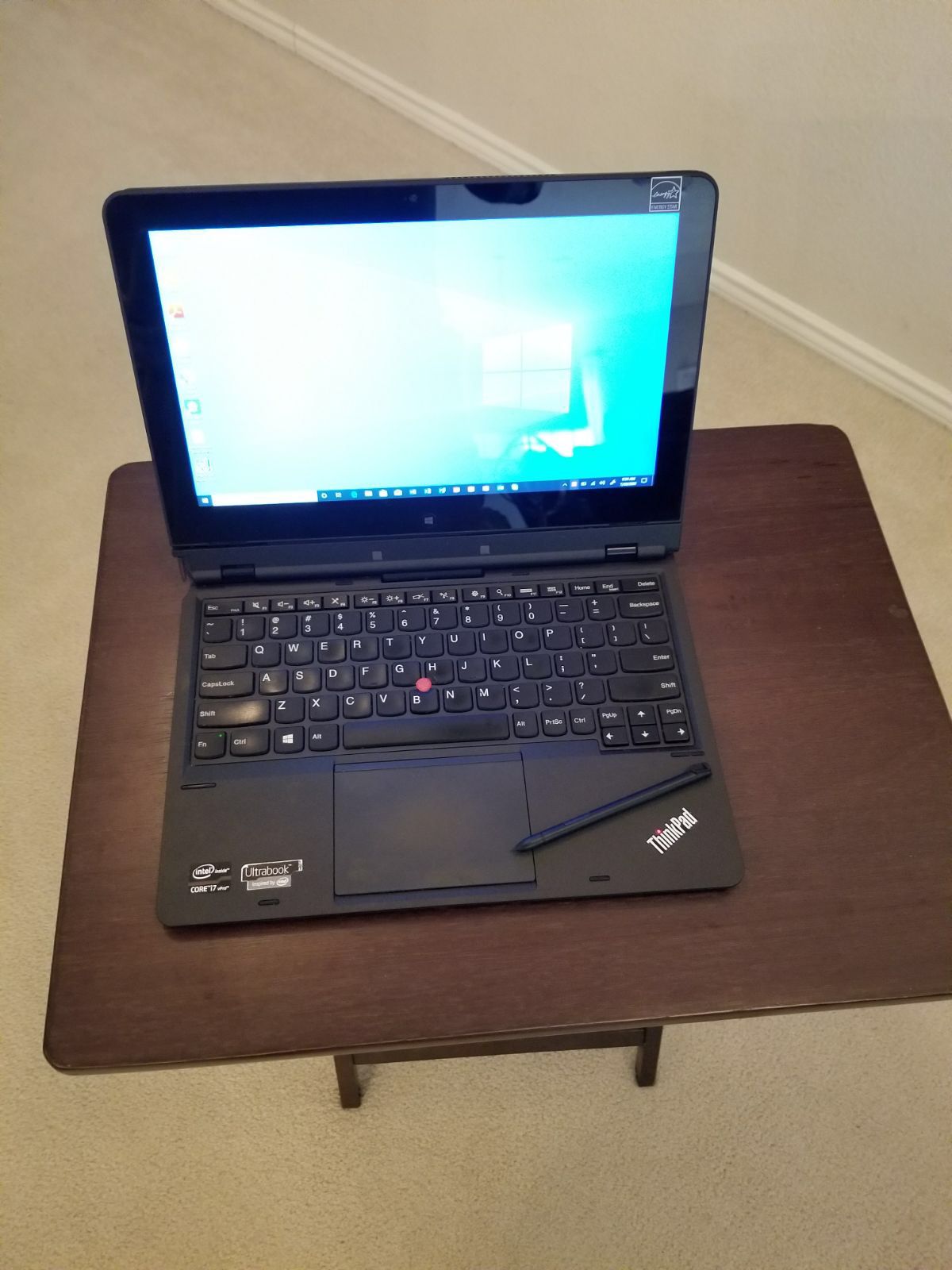Lenovo ThinkPad Helix Laptop/Tablet