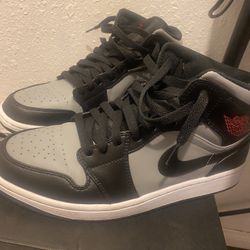 jordan 1 mid shadow red