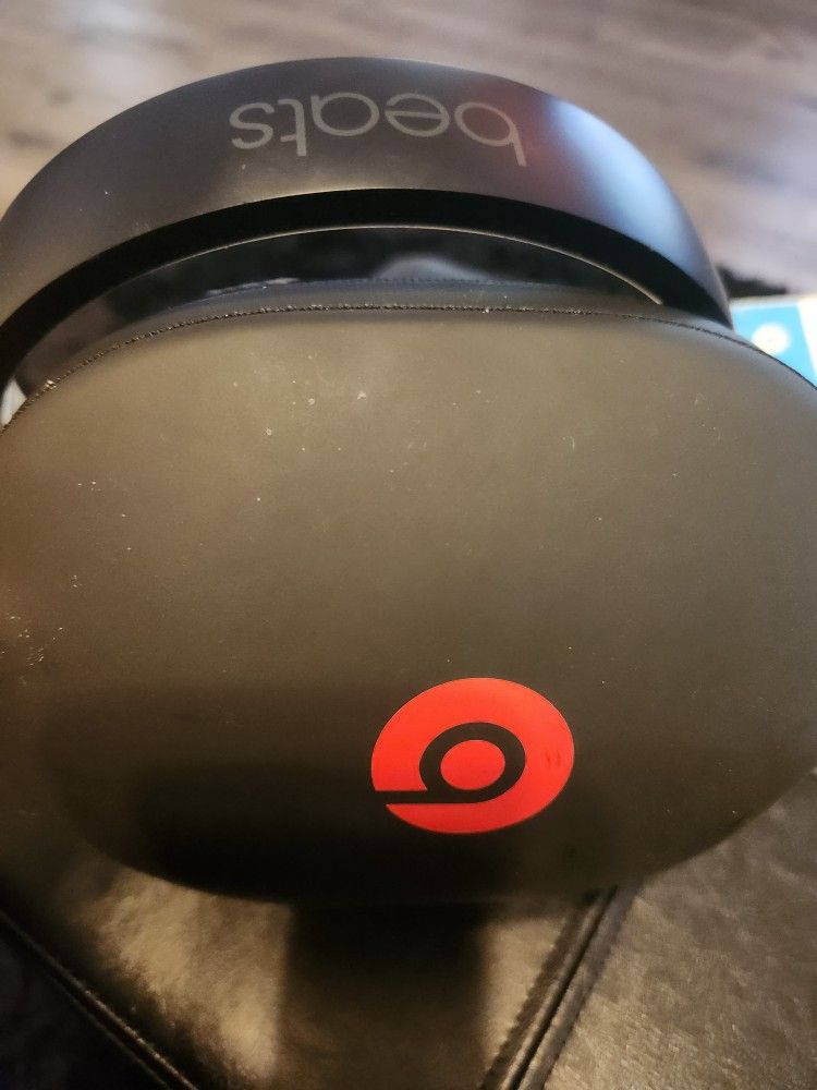 Beats STUDIO 3