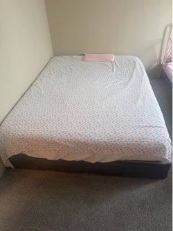 Queen Mattress + Box Spring - Pickup