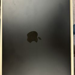 Macbook M2 
