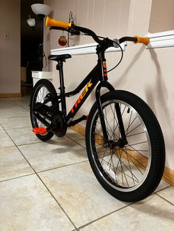 TREK PRECALIBER 20”