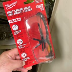 Milwaukee Safety glasses