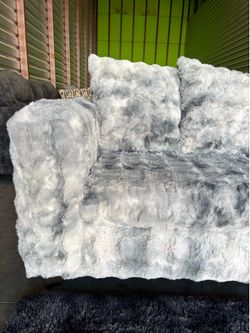 LIKE NEW sectional sofa couch (DELIVERY AVAILABLE)