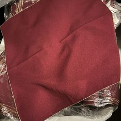 BURGUNDY  WITH GOLD TRIM NAPKINS 
