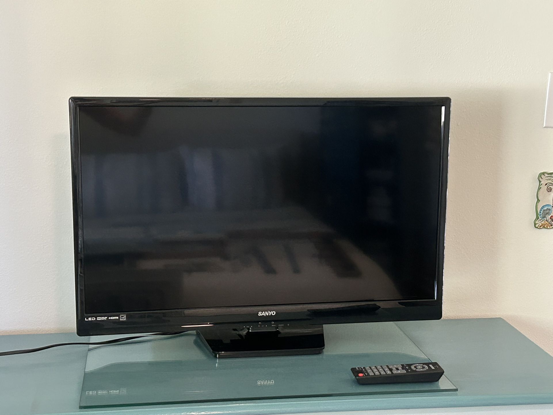 32” TV