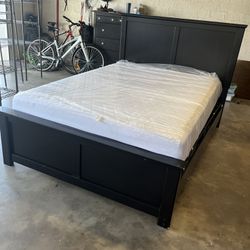 Queen Size Bed Set W/ Mattress