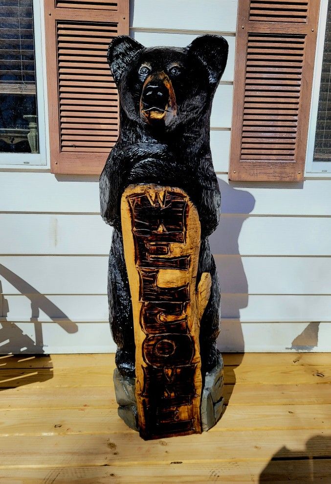 Hand Craved 4.5 Foot Black Bear 150lbs. Welcome Sign. Chainsaw One Of A Kind