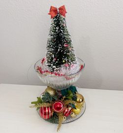 πBeautiful one of a kind classic style Christmas decorπ