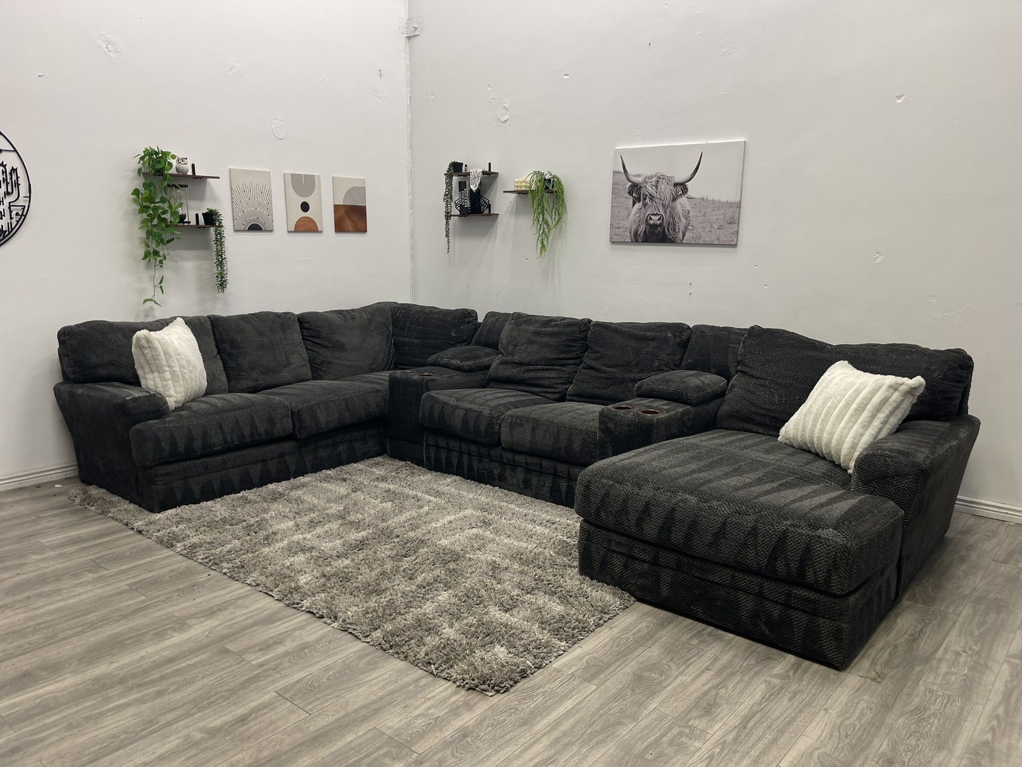 Mammoth Sectional Couch - Free Delivery