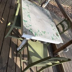 Vintage Hale Chair Co (4) Oak Painted Chairs & Hand Painted Country Style Table