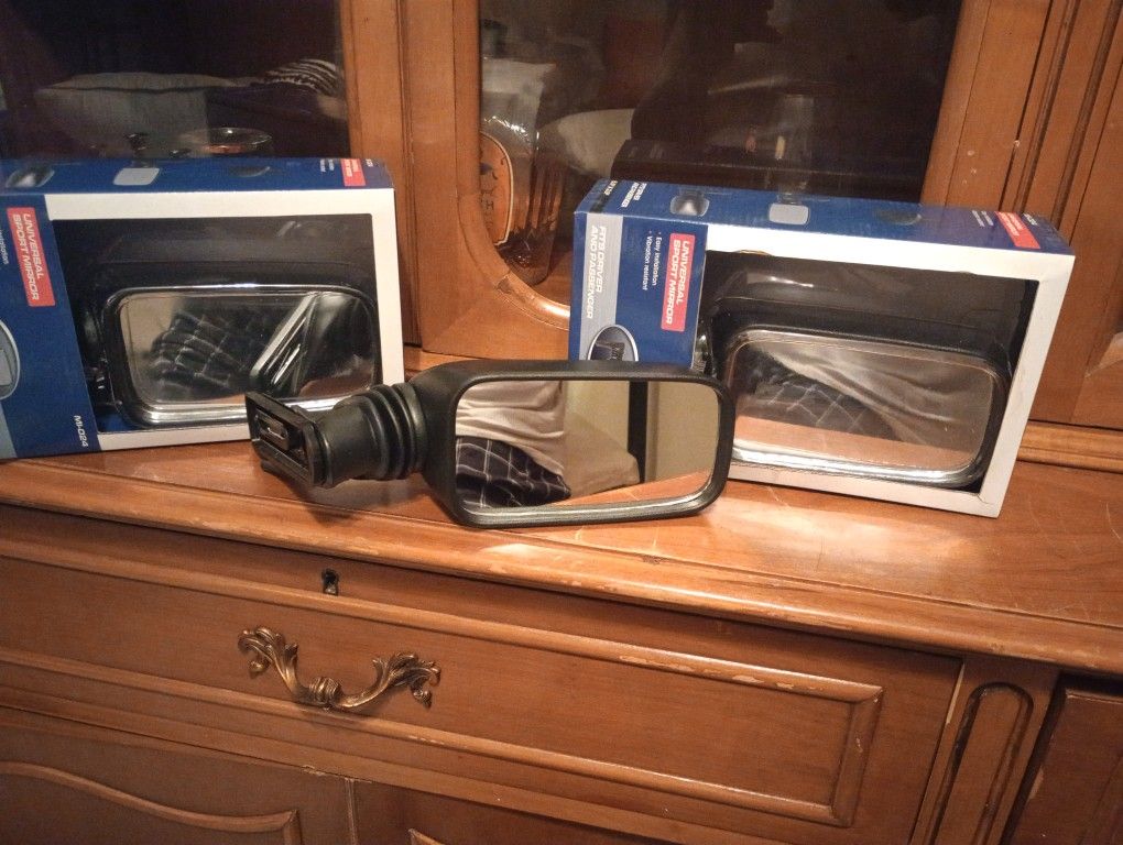 New !! Still In original Package! Sport Truck side View Mirrors .
