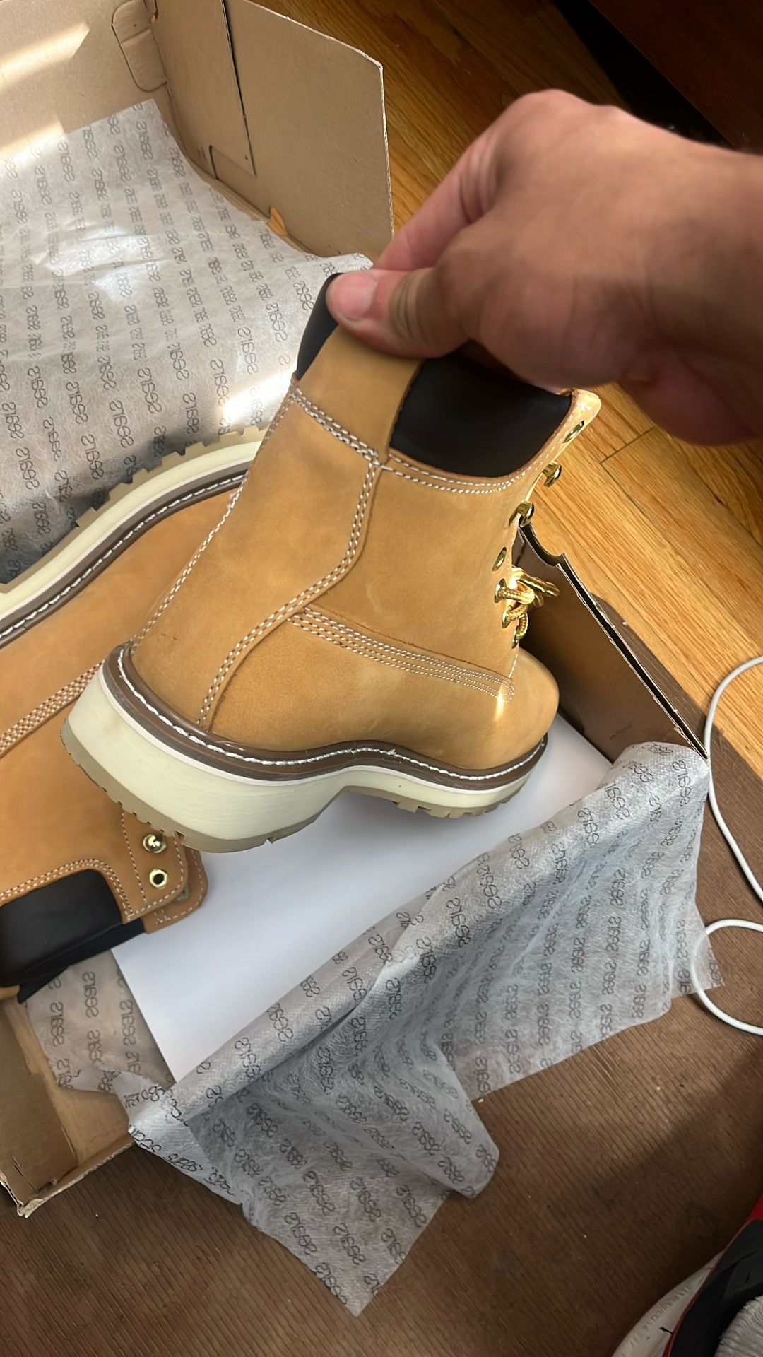 BOOTS