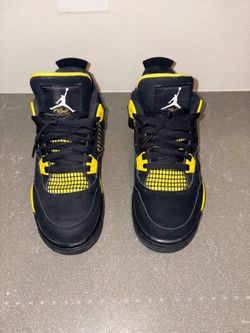 Jordan 4 and 6 Size 6 youth